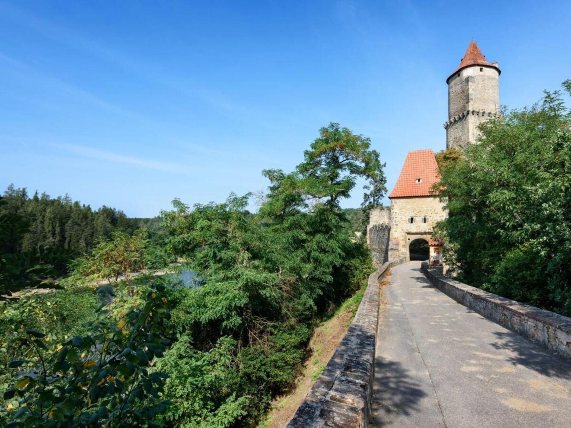 Charming Villa With Internet Varvazov Zewnętrze zdjęcie