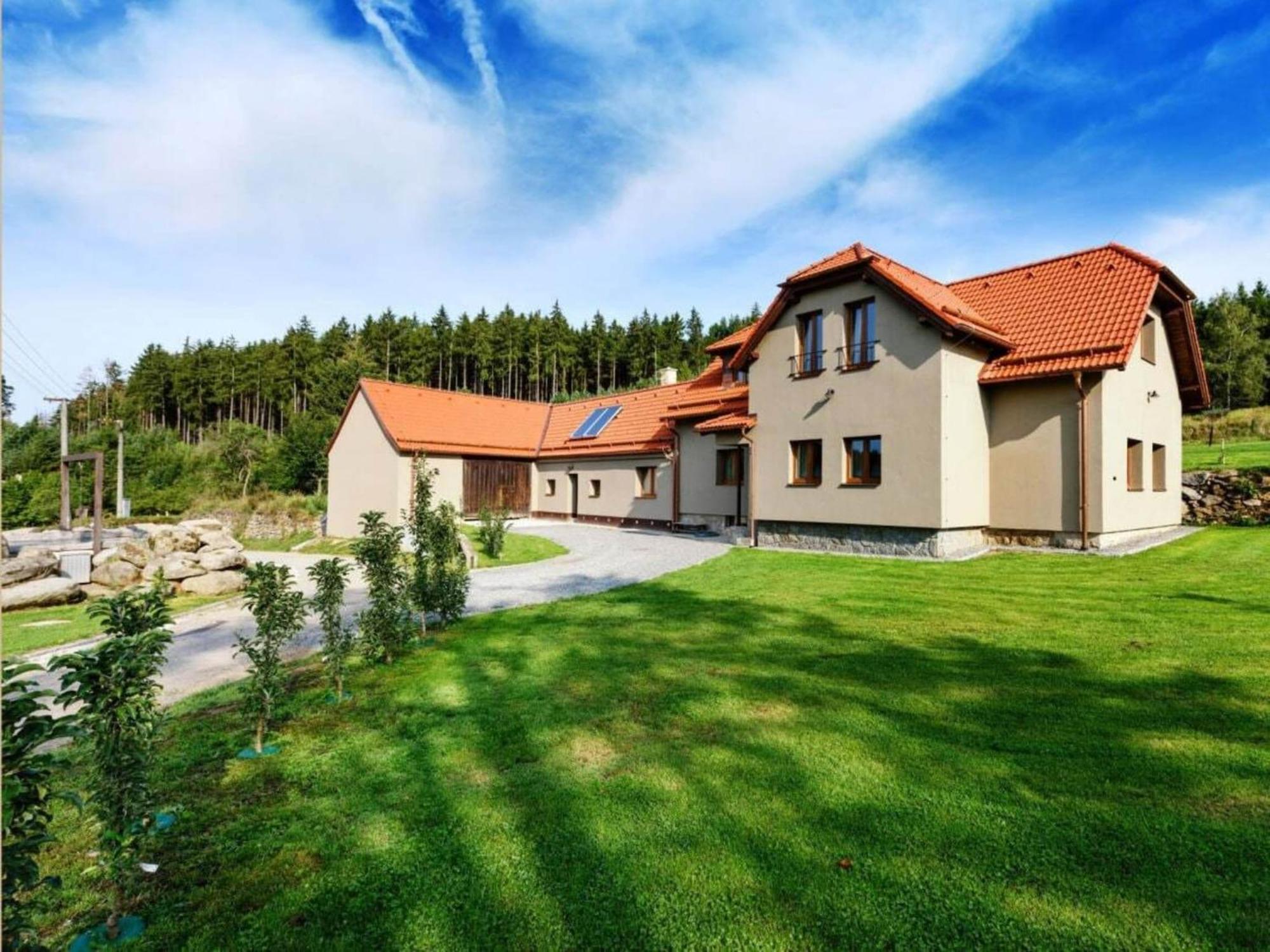 Charming Villa With Internet Varvazov Zewnętrze zdjęcie